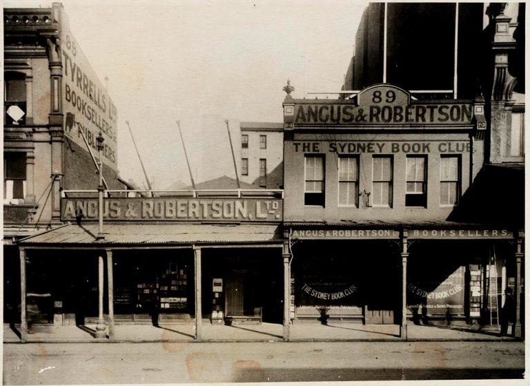 The Angus & Robertson bookshop in Sydney (1916).